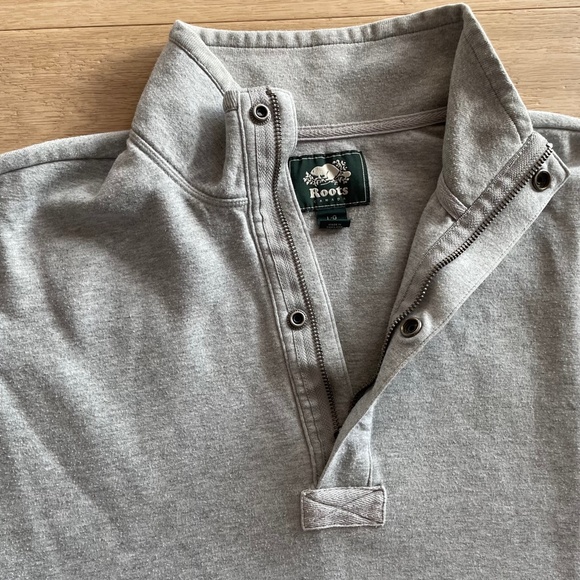 ROOTS 1/4 Zip Pullover Light Grey GUC - Picture 4 of 8